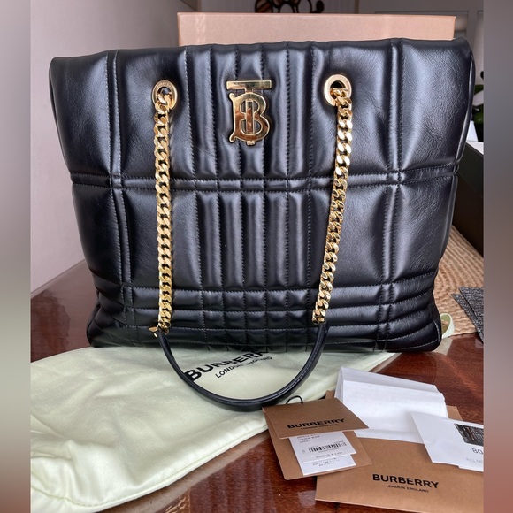 Burberry Medium Lola Quilted Leather Shopper. - Picture 1 of 13